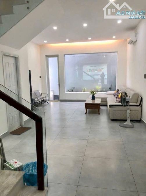 Bán Nhà (Ngang 5M x 18M) Mặt Tiền Kinh Doanh gần trục chính Võ Thị Sáu P. Thống Nhất