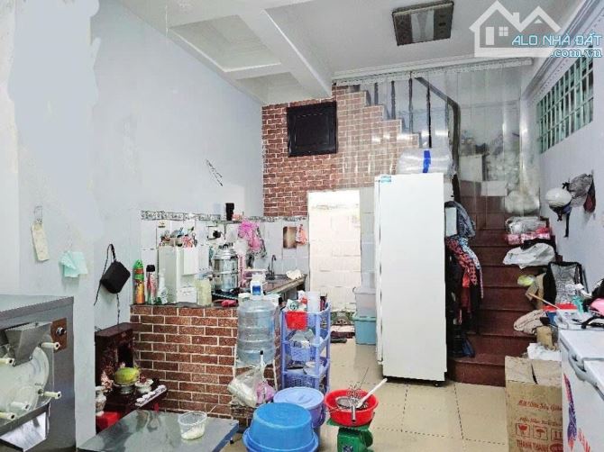 Bán Nhà Sát Vách Quận 1 - Khu Vip D1 - Lô Góc Thoáng - Hẻm Xe Hơi - Ngộp 5.5 Tỷ