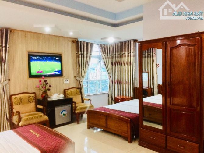 🏨 BÁN KHÁCH SẠN HẢI CHÂU – 6 TẦNG – DÒNG TIỀN 50–80 TRIỆU/THÁNG
