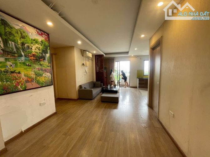 Chung cư căn góc 3 thoáng ,mai chí thọ ,việt hưng ,