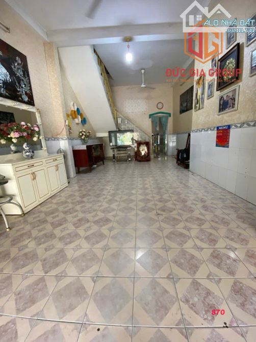 Cho thuê nhà mặt tiền đường Nguyễn Văn Hoa gần siêu thị Coopmart