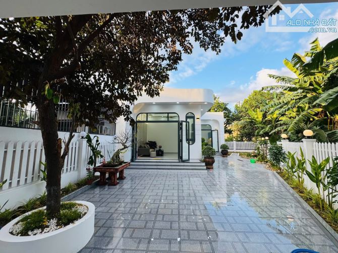 Nhà Vườn Thị Trấn Diên Khánh, 2 Mặt Tiền, Full Nội Thất, Cách Biển Nha Trang 18 phút