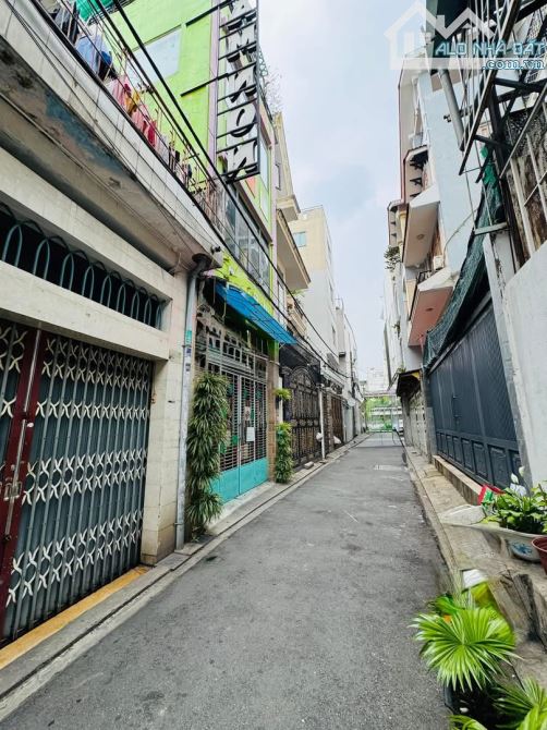 SIÊU PHẨM TÂN BÌNH - HẺM NHỰA XE HƠI - SÁT MẶT TIỀN 📍 Nguyễn Hồng Đào, P.14, Tân Bình