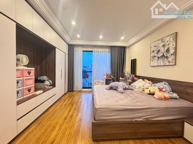 Bán nhà dân xây phân lô Việt Hưng,45M,MT 6M,lô góc 2 mặt ngõ,ô tô thông,KD đỉnh,hơn 8 tỷ