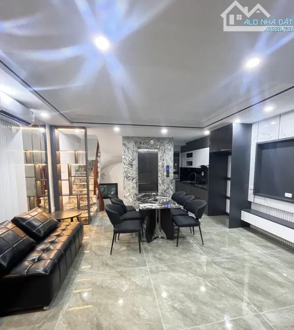 Bán nhà 6 tầng, thang máy, phố Phúc Đồng – gara ô tô – gần aeon long biên – nhỉnh 13 tỷ