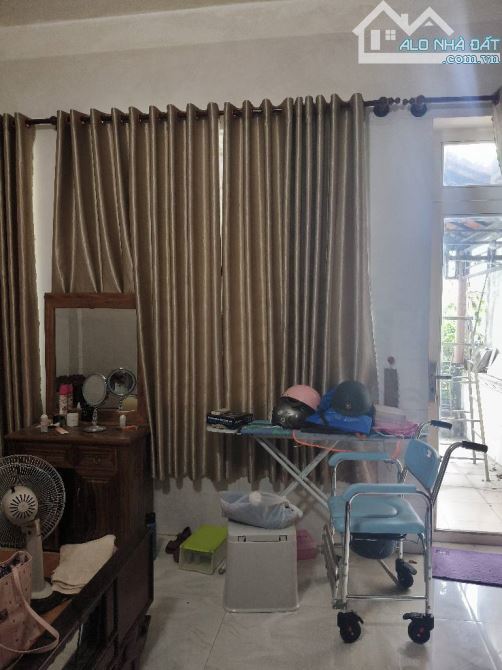 NGỘP BANK Nhà 4Tầng mặt tiền đường TX22, Phường TX ,Q12, DT 70m2(5/5.3/13)💲8.5tỷ