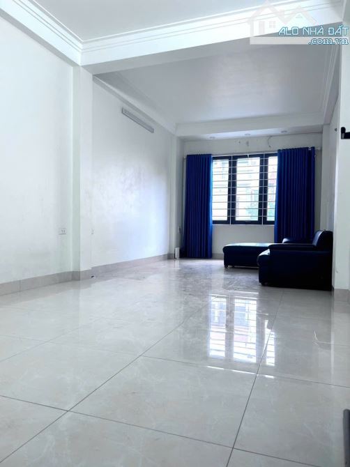 Bán nhà Trung Tựu, Bắc Từ Liêm, 36m2, 4 tầng, giá 5.2 tỷ   NHÀ ĐẸP - 6 NGỦ
