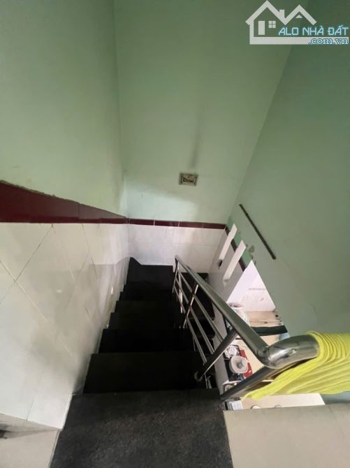 100M2- SHR- KDC HIỆN HỮU- SÁT MẶT TIỀN PHÚ THUẬN QUẬN 7 CHỈ 4 TỶ680