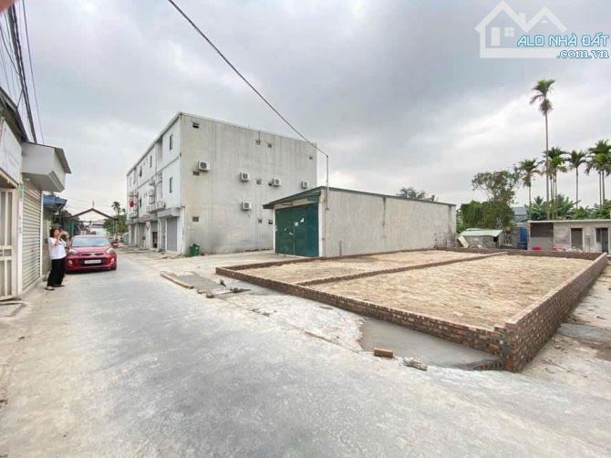 Bán đất Hoàng Lâu, 68m2, Ngõ ô tô tránh nhau