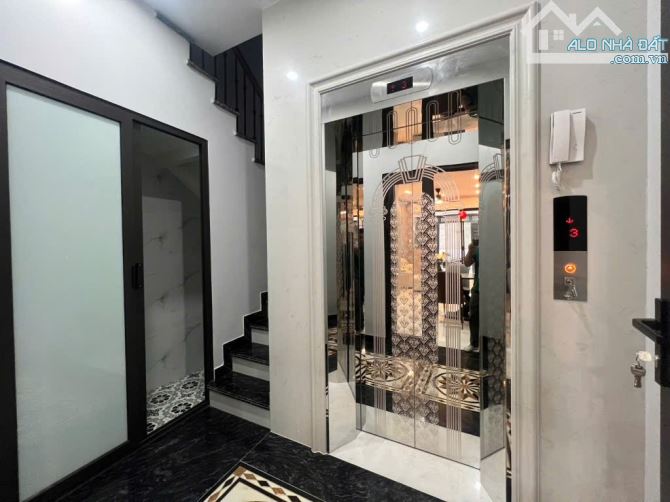 BÁN NHÀ CỔ LINH, TƯ ĐÌNH LONG BIÊN 58M 7 TẦNG THANG MÁY GARA Ô TÔ GIÁ 18,2 TỶ