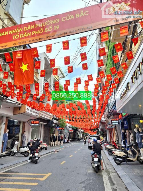 Nhà 2 tầng cũ tính giá đất; vị trí kinh doanh buôn bán tốt phố Hai Bà Trưng; 5,6 Tỷ
