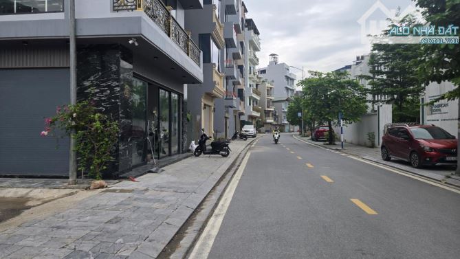 BÁN NHÀ VẠN PHÚC - HÀ ĐÔNG - Ô TÔ TRÁNH VÀO NHÀ - 45M X 5 TẦNG - GIÁ 13 TỶ.