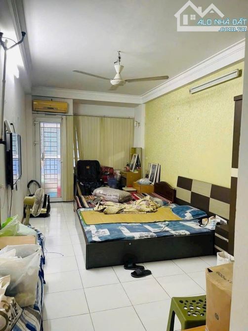 NHÀ THỔ QUAN TRUNG PHỤNG - NGÕ 4M- GẦN PHỐ - 33m2 5 tầng mt 3.3m Giá 7.95 tỷ