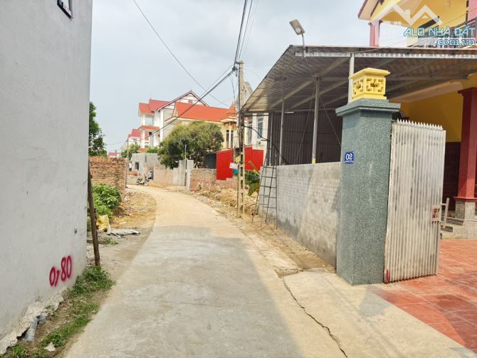 BÁN ĐẤT YÊN NINH ĐƯỜNG THÔNG THOÁNG - CÁCH TRỤC CHÍNH OTO TRÁNH 30M - CÁCH CHỢ SẦM UẤT 50M