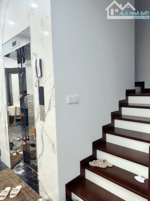 CĂN GÓC 7 TẦNG YÊN LÃNG - 56,7M2 x MT 10m - 29,5 TỶ - NỘI THẤT CAO CẤP - SỔ ĐỎ CHÍNH CHỦ - 10