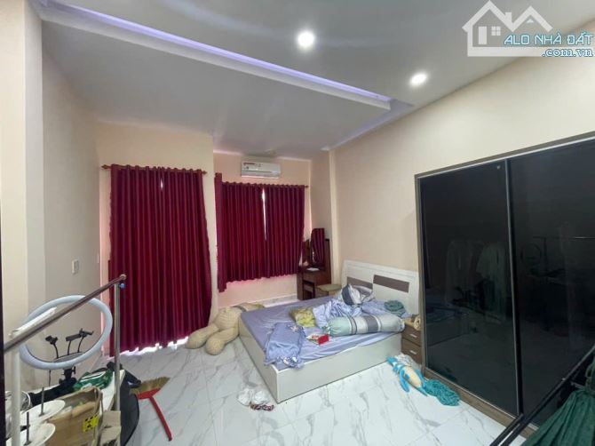 Bán Nhà Đẹp 125m2, 5PN - Ngang 7,5m - Lê Văn Lương - Gần Cầu Gạch Tôm - Chỉ 3 Tỷ - 10