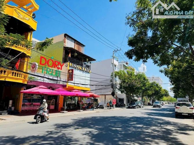 Bán nhà mặt tiền đường Pasreur Diện tích 71.4m2 ngang5,6m Giá 285Tr/m2 - 1