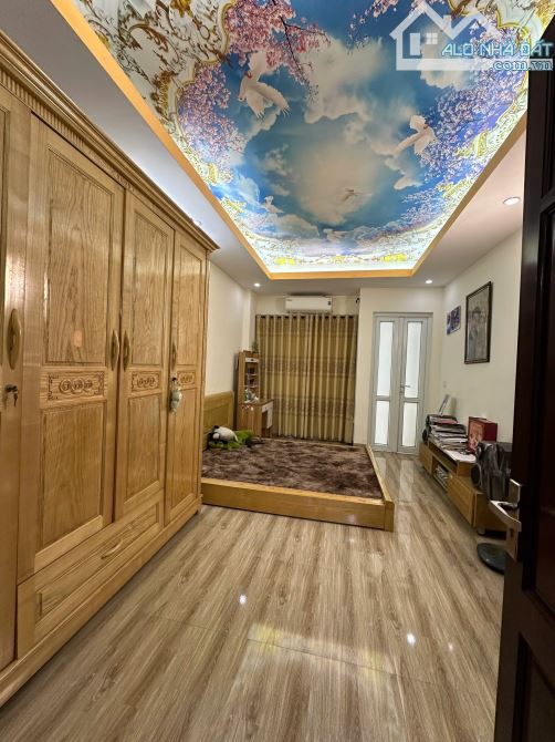 Bán nhà KĐT Đầm Trấu, Hai Bà Trưng 69m x 5tầng. Giá 24 tỷ. Gara ôtô,  lô góc VIP,VPKD - 1