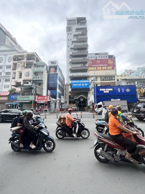 Toà Nhà Hầm 13 Tầng Góc 2MT Nguyễn Thị Minh Khai, Q.3, 11x36m, HĐT 1 Tỷ/tháng, Chỉ 329 Tỷ - 1