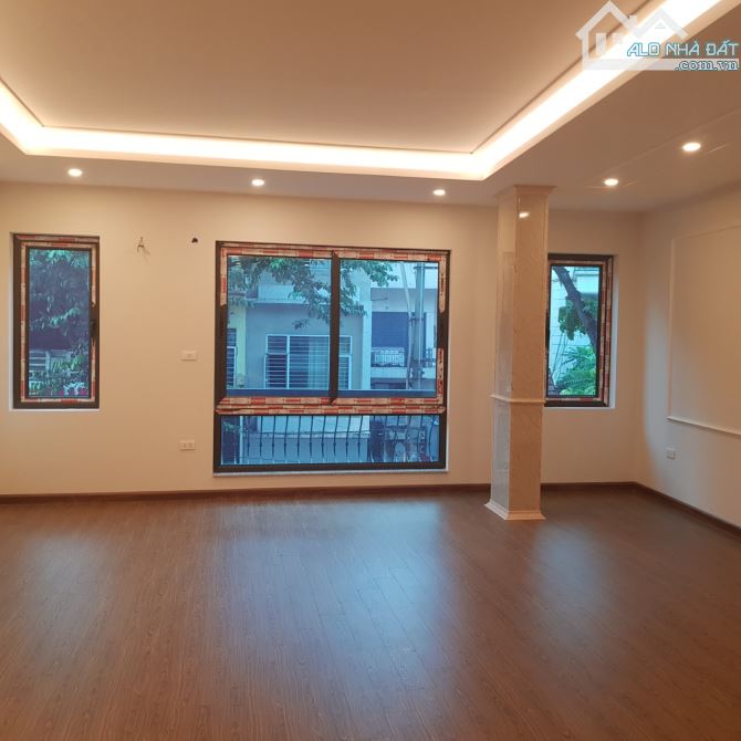 TÒA NHÀ THANG MÁY CỔNG ĐỒNG LA KHÊ HÀ ĐÔNG 55M² 7T MỖI TẦNG 2 PHÒNG KHÉP KÍN Ô TÔ TRÁNH. - 1