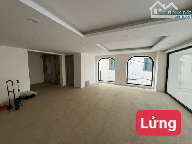 Cần Bán Tòa Nhà Mặt Tiền Lê Quang Định P1 dt 8x28 kết cấu hầm 7 lầu giá siêu tốt - 1