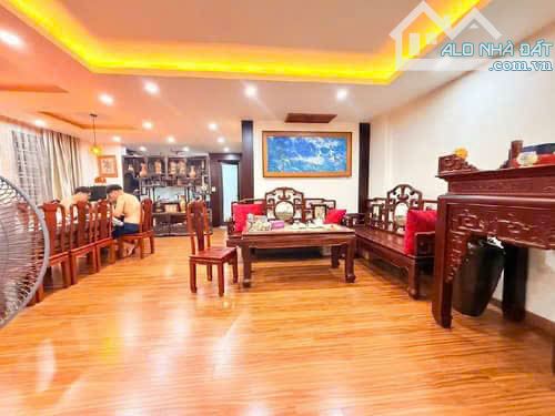 Bán nhà Võ Chí Công, đẳng cấp phân lô, 2 mặt vỉa hè, kinh doanh, 26 tỷ - 1