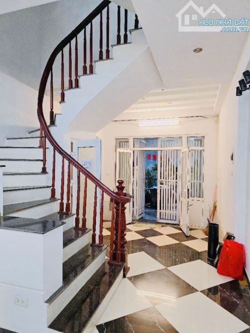 NHÀ ĐẸP NGỌC HÀ  54m2- ĐI BỘ RA BẢO TÀNG, LĂNG BÁC - MẶT NGÕ ĐẸP - NHÀ CHẮC CHẮN - 1