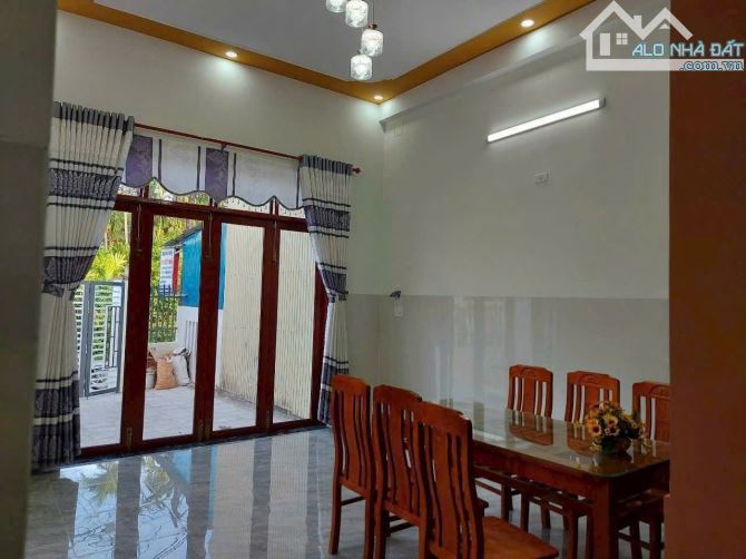 Bán nhà đẹp trung tâm TP Quảng Ngãi giá tốt - 1