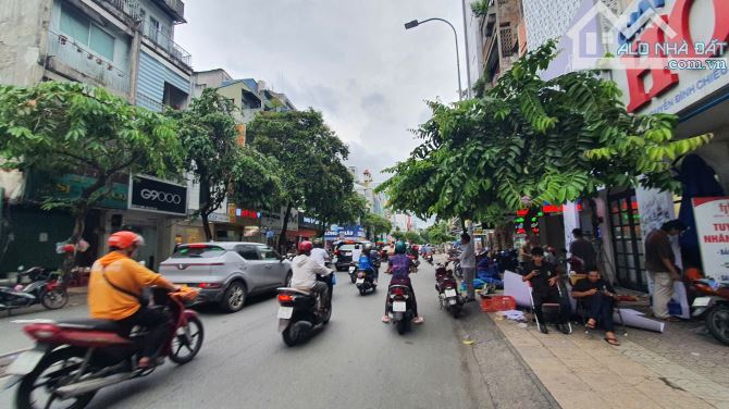 Cho thuê nhà 523-525-527 Nguyễn Đình Chiểu P2 Q3. DT: 9.5x 21.25m.NH:12.8m.đất trống - 2