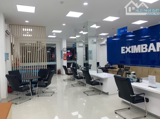 Bán nhà mặt tiền đường Nguyễn Sơn Quận Tân Phú. DT 8x22.7m - 6 tầng - Giá chỉ 58 tỷ - 1