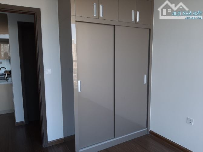 Cho thuê căn hộ Green Bay Mễ Trì 2 ngủ cơ bản, 12 triệu - 1