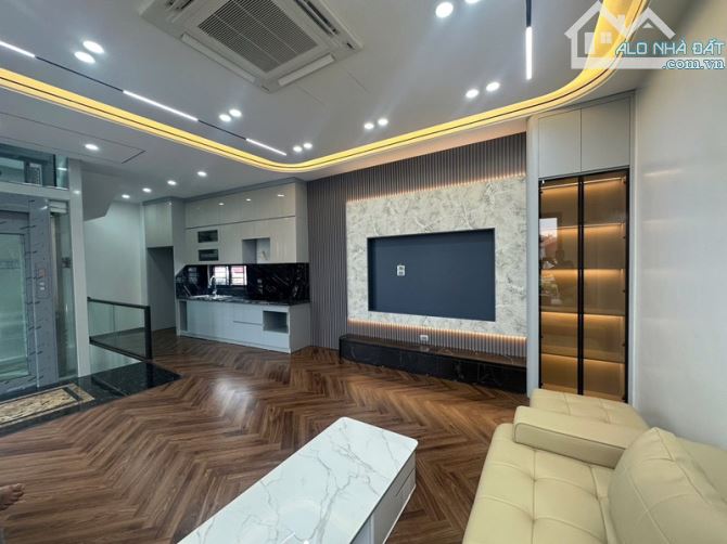 NHÀ ĐẸP THANG MÁY 6 TẦNG PHỐ NGUYỄN SƠN, GIÁ RẺ - 1