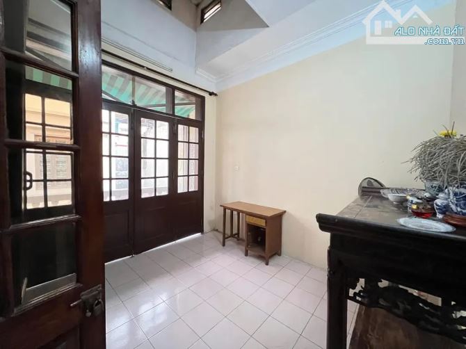 BÁN ĐẤT TẶNG NHÀ 4T PHÂN LÔ ÔTÔ TRÁNH PHỐ TRẦN CUNG CẦU GIẤY 15.5 TỶ  DT 55M2 MT 6M - 1