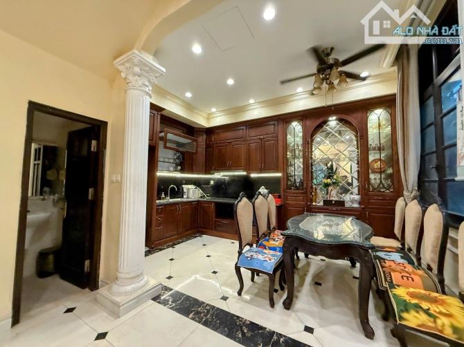 Nhà phân lô, ô tô tránh, gần phố Hoàng Đạo Thành, Kim Giang, 79m2, 4PN full nội thất đẹp - 1