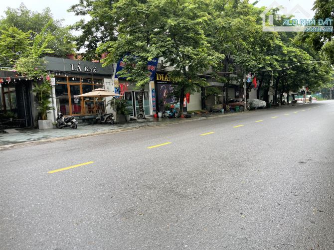 Bán đất Hương Mạc, trục chính kinh doanh, đường thông ô tô tránh, cửa hàng san sát, hơn3tỷ - 1