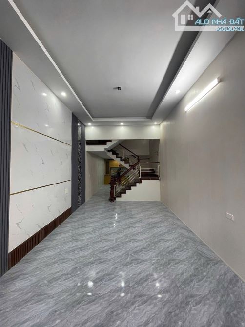 Chuyển nhượng căn nhà 3,5 tầng cạnh TĐC A51 Ô tô vào tận nơi - 1