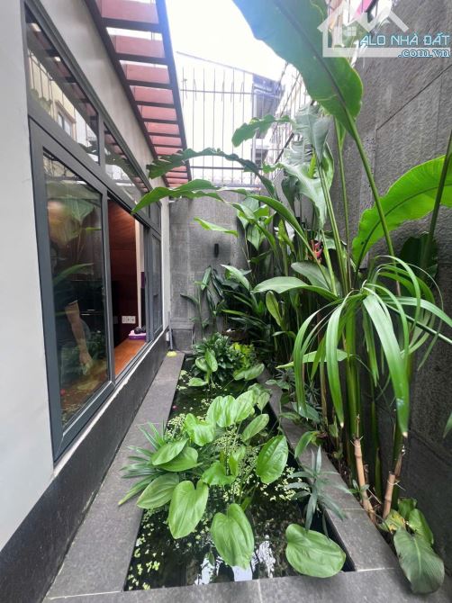 Villa Kỳ Đồng Quận 3, DT: 8,2x15 - 4 Tầng, Full Nội Thất Cao Cấp, Thang máy, giá 2X Tỷ - 1