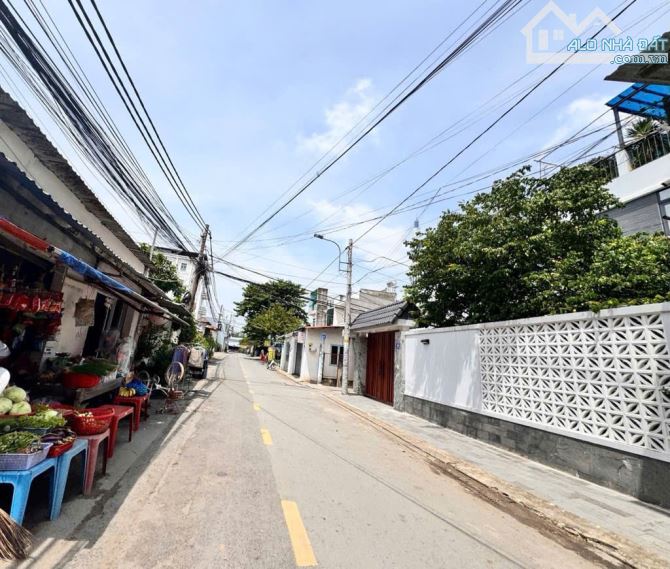 GẤP BÁN TRONG THÁNG,NHÀ 2TẦNG DT68M NGAY NGÃ 3 LÒ LU LÃ XUÂN OAI,HẺM XE HƠI,CHỈ 3.X TỶ TL - 1