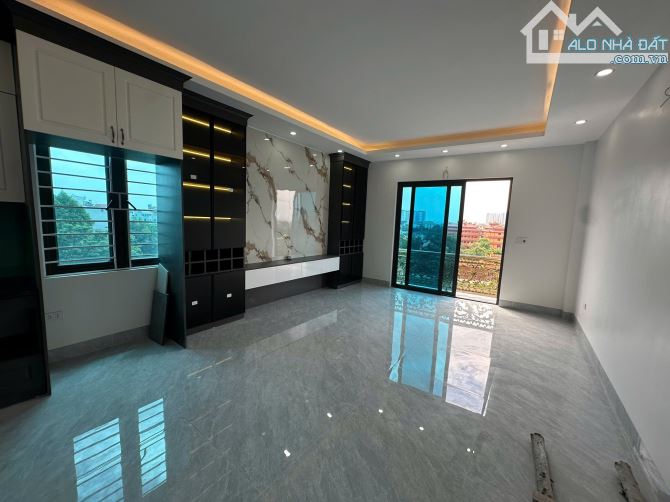 BÁN NHÀ MẶT PHỐ THƯỢNG PHÚC TẢ THANH OAI THANH TRÌ 47m 8.5 TỶ MT 4.4m 6 TẦNG LÔ GÓC THANG - 1