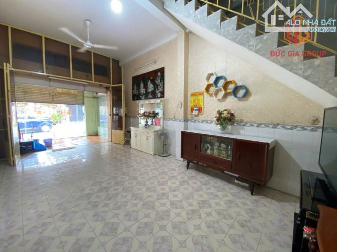 Cho thuê nhà mặt tiền đường Nguyễn Văn Hoa gần siêu thị Coopmart - 1