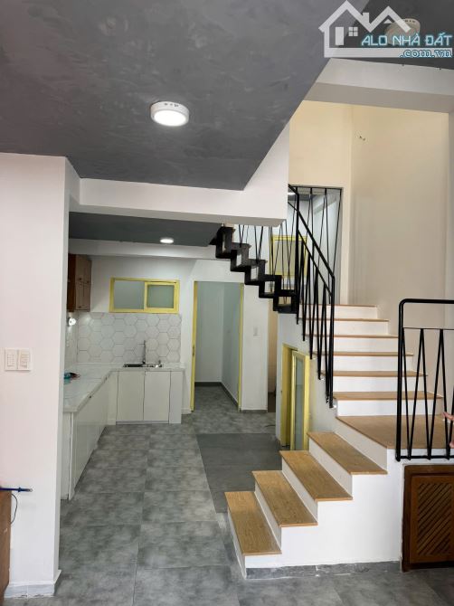Bán Nhà 1 Trệt 2 Lầu Đường 385 Lê Văn Việt, DT 68m2 - 1