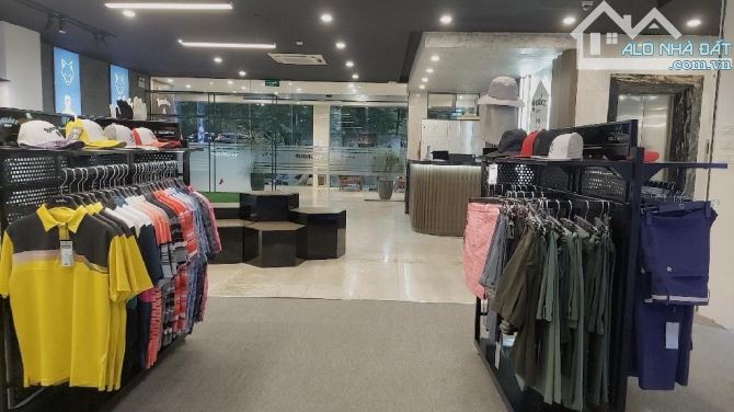 TÒA NHÀ VĂN PHÒNG MỚI TINH MẶT PHỐ VÕ CHÍ CÔNG - 400M - 9 TẦNG - MT 12M - DÒNG TIỀN KHỦNG - 1