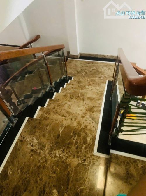 BÁN NHÀ 2 TẦNG KIỆT Ô TÔ PHẠM NHỮ TĂNG - DIỆN TÍCH RỘNG 145M2 - NHÀ ĐẸP NỞ HẬU GIÁ TỐT - 1
