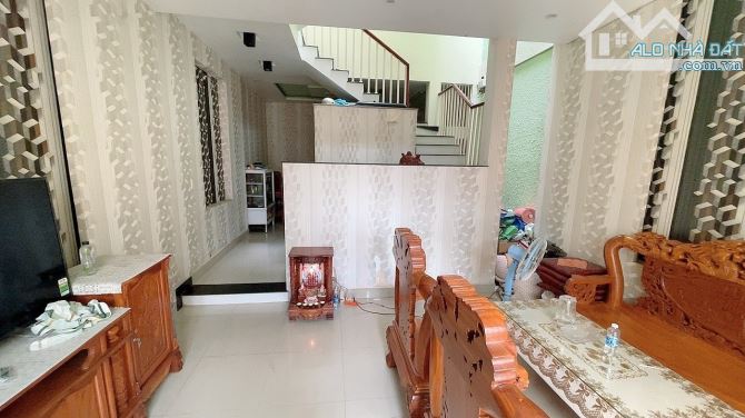 Nhà 3 Tầng 82m2 ngay Chợ Tăng Nhơn Phú B Thủ Đức 7ty4 - 1