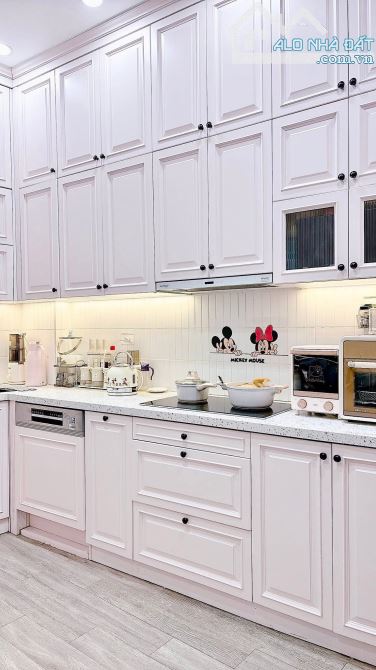 Bán nhà Minh Khai 30m2, 5T, mt 3.5m đẹp hiện đại, vị trí ngon, full nội thất. Giá 7.95 tỷ - 1