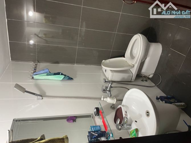 Nhà đẹp dân xây Gia Quất Long Biên 34m2, 5 tầng, lô góc, gara, mặt tiền rộng, ô tô tránh - 1