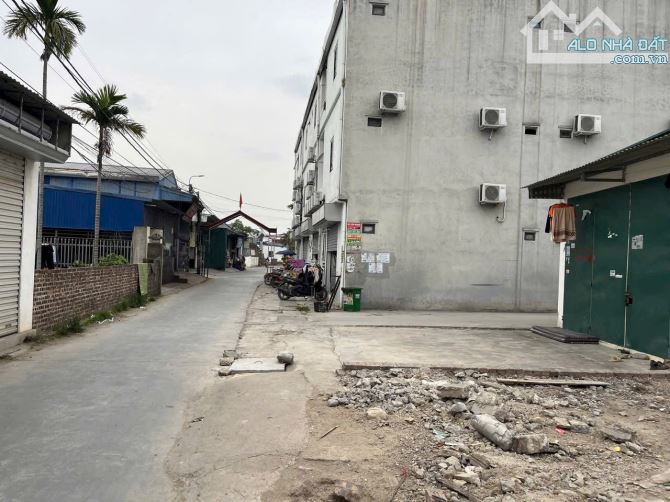 Bán đất Hoàng Lâu, 68m2, Ngõ ô tô tránh nhau - 1