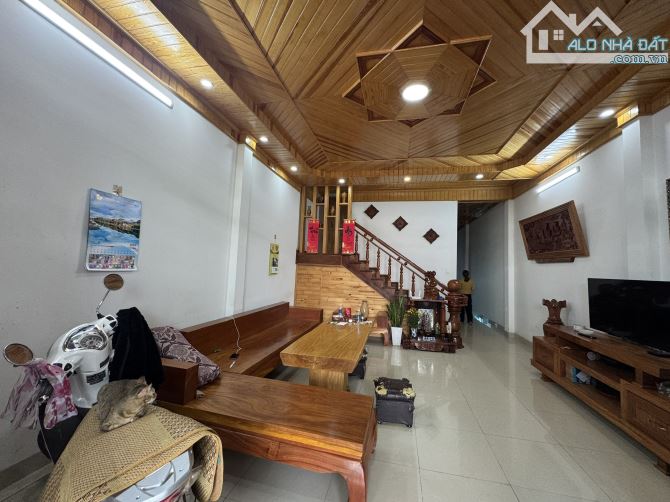 bán nhà 3PN mặt tiền kinh doanh Dt724 đức trọng Dt 10x26m tc150m2 đã trừ lộ giới - 1