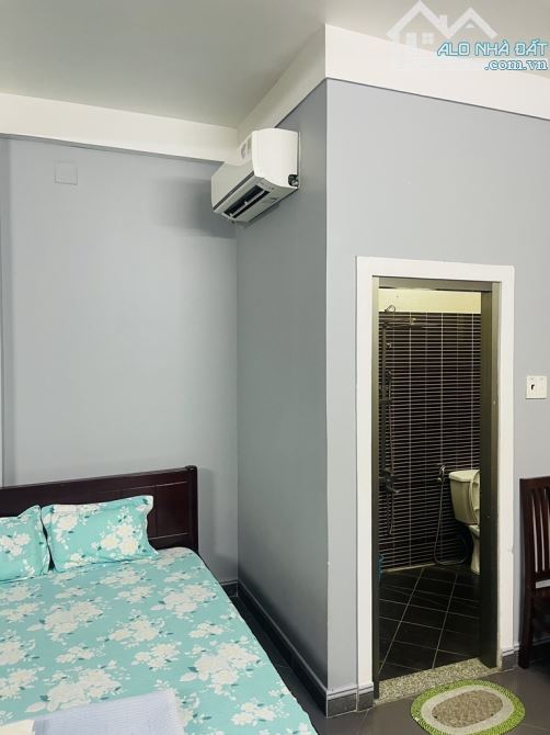 KHÁCH SẠN 6 TẦNG - 520m SÀN - CHÍNH CHỦ XÂY DỰNG - ĐÚC BTCT - 18 PHÒNG THU NHẬP 70TR/TH - 12