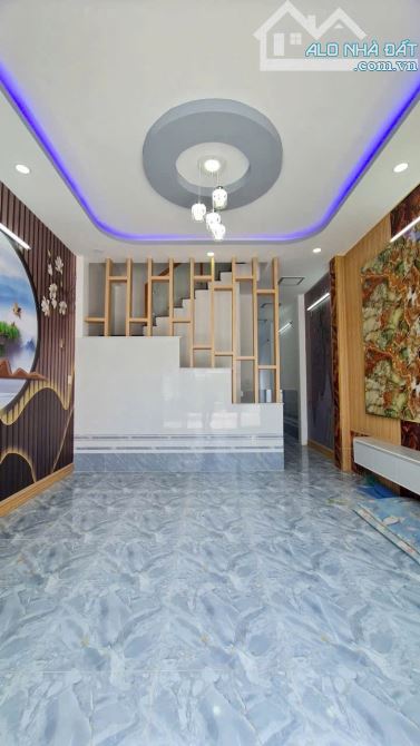 Bán nhà 2 lầu Mặt Tiền Đường Long Phú,  Tân Kim, thị trấn Cần Giuộc:  DT 100m2 - 12